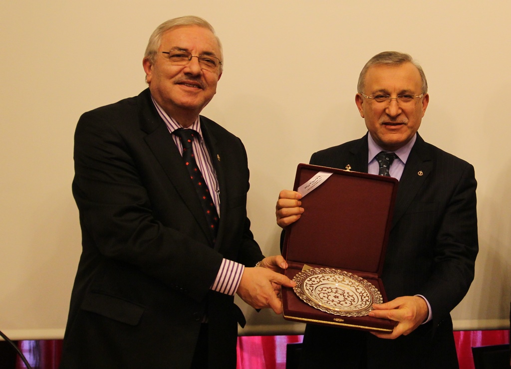 https://ydkbil.fsm.edu.tr/resimler/upload/Yonetici-Denetci-ve-Son-Kullanici-Bilisim-Akademisi-Acilisi-Gerceklestirildi-11280114.jpg