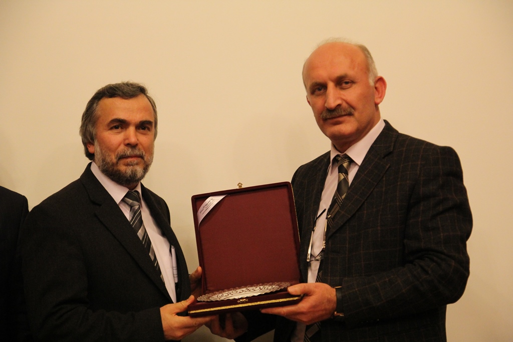 https://ydkbil.fsm.edu.tr/resimler/upload/Yonetici-Denetci-ve-Son-Kullanici-Bilisim-Akademisi-Acilisi-Gerceklestirildi-12280114.jpg
