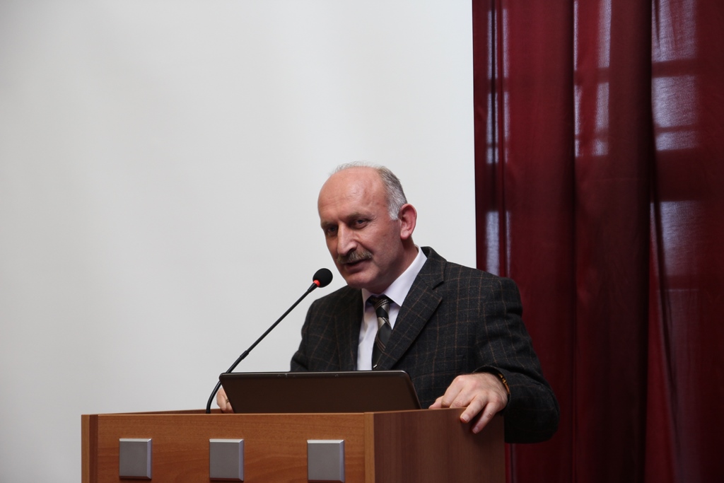 https://ydkbil.fsm.edu.tr/resimler/upload/Yonetici-Denetci-ve-Son-Kullanici-Bilisim-Akademisi-Acilisi-Gerceklestirildi-6280114.jpg